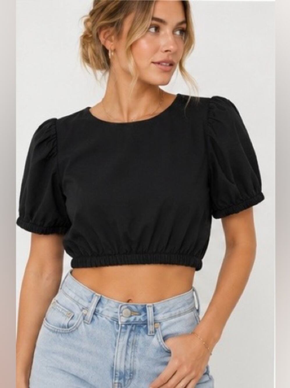 Aritzia Sunday Best Puff Sleeve Cropped Top – Size Medium – New With Tags
